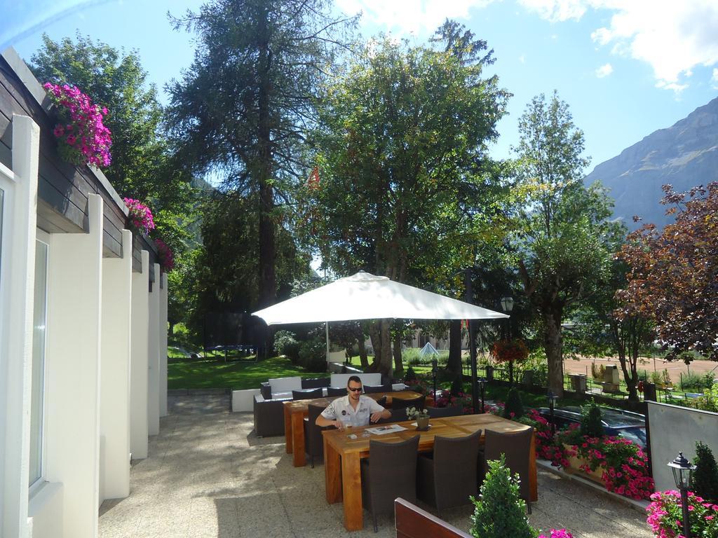 Hotel Quellenhof Leukerbad Exterior foto
